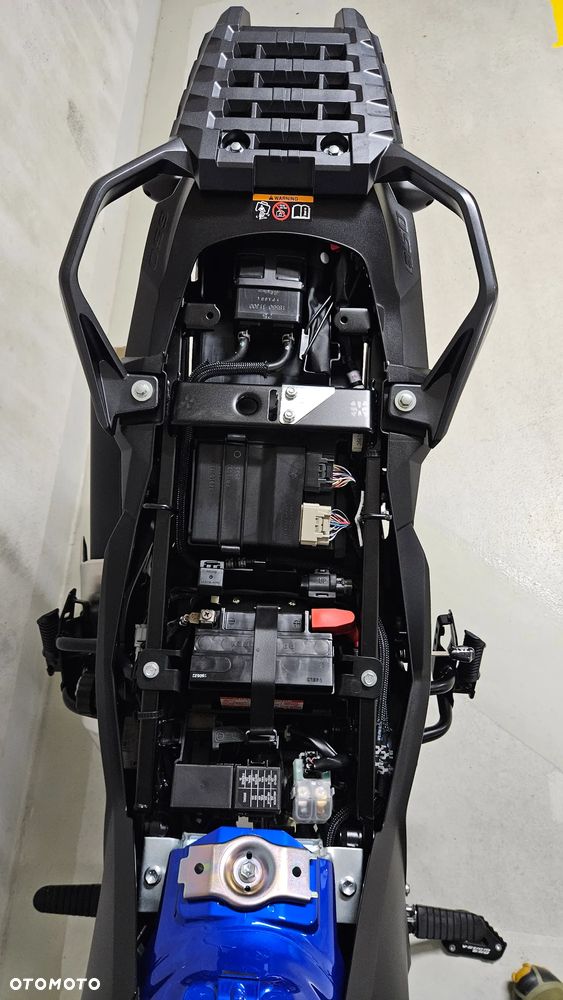 Suzuki V-STROM - 9