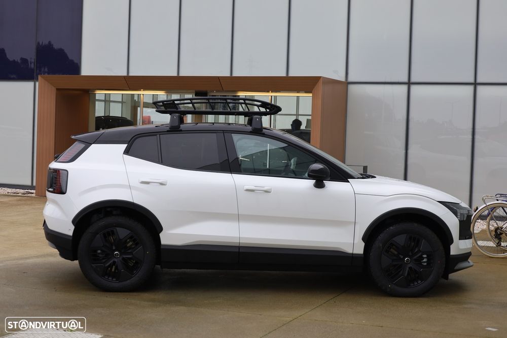 Volvo EX30 Cross Country 69 kWh Twin Motor Ultra - 3