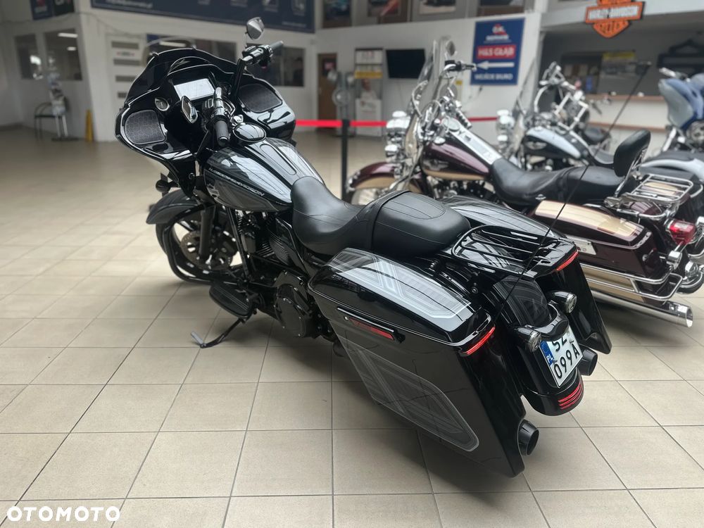 Harley-Davidson Touring Road Glide - 7