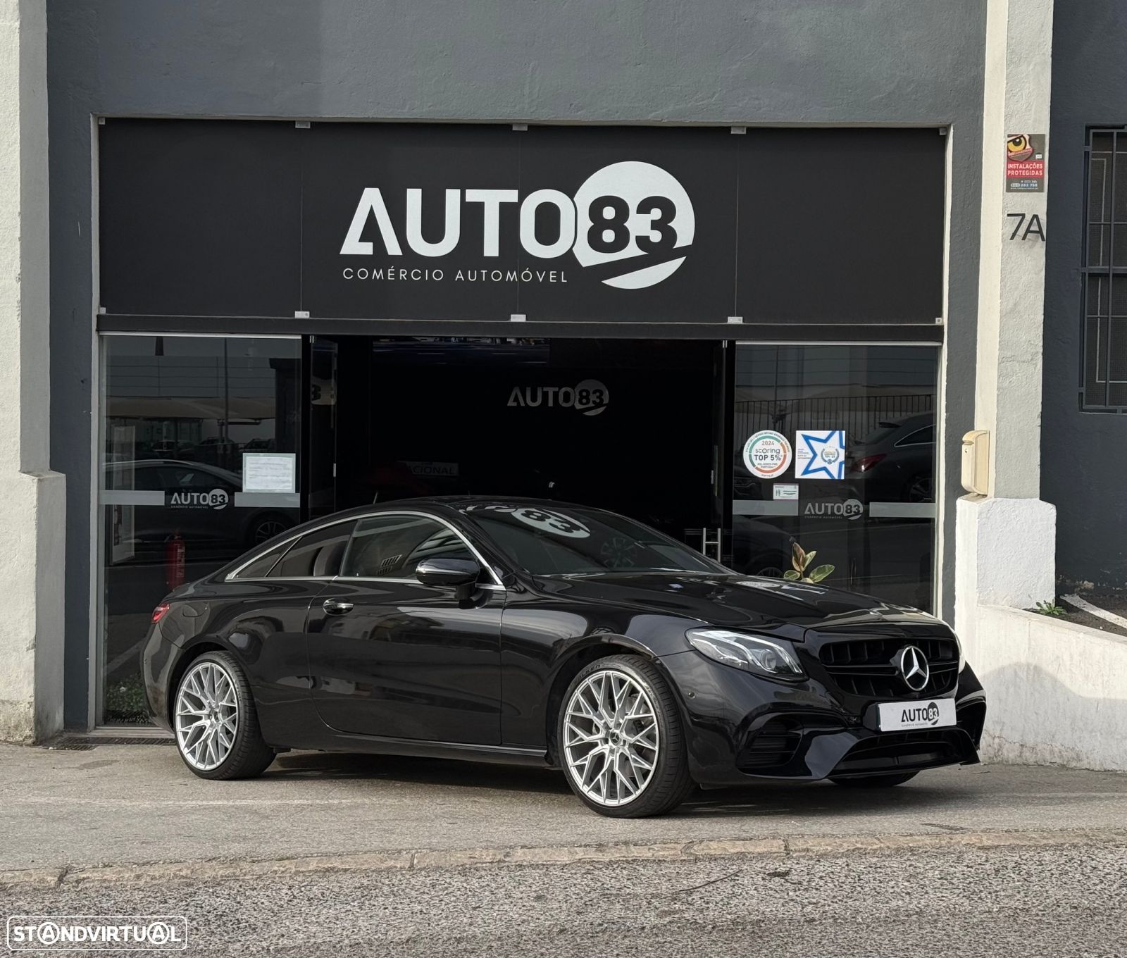 Mercedes-Benz E 220 d AMG Line - 1