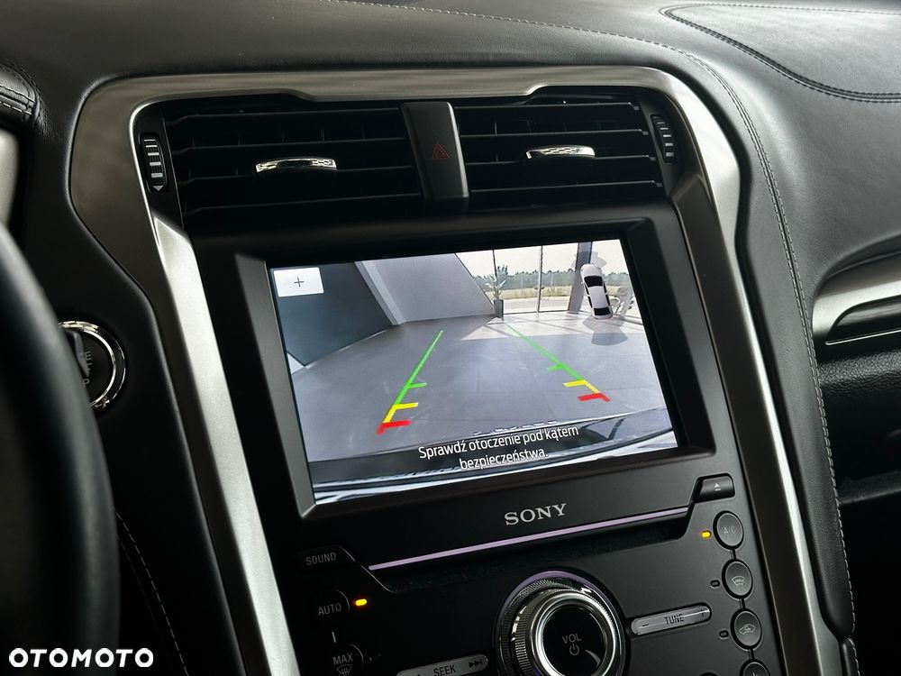 Ford Mondeo - 31