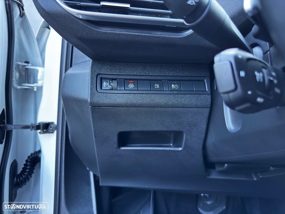 Peugeot 3008 1.6 Hybrid Allure e-EAT8 - 15