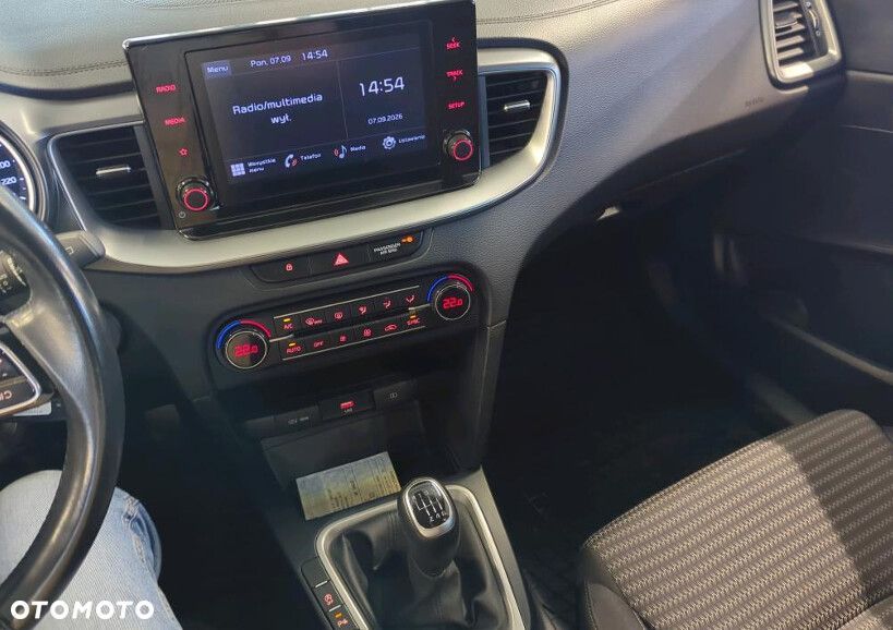 Kia Ceed - 5