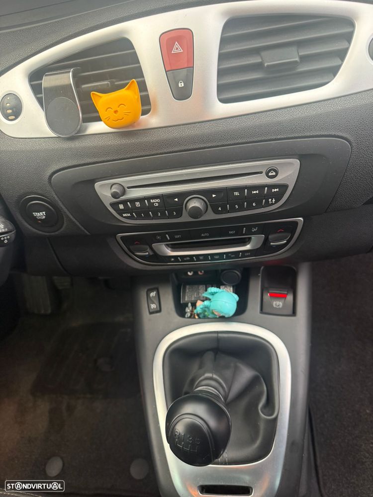 Renault Scénic 1.5 dCi Dynamique S - 28