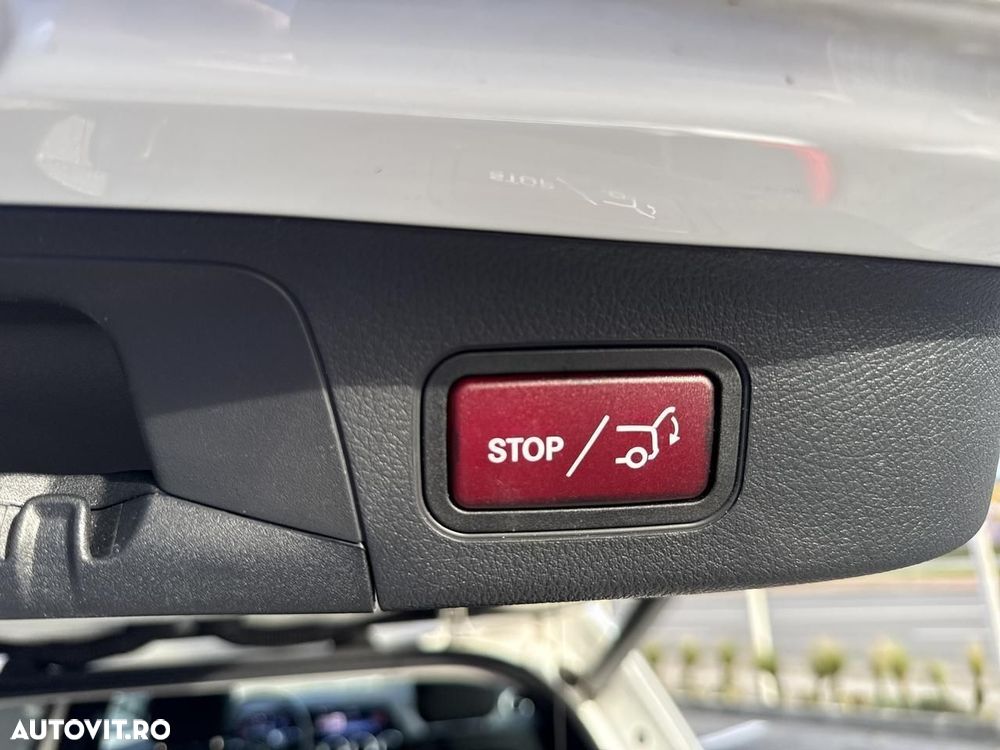 Mercedes-Benz GLA 180 d Aut. - 15