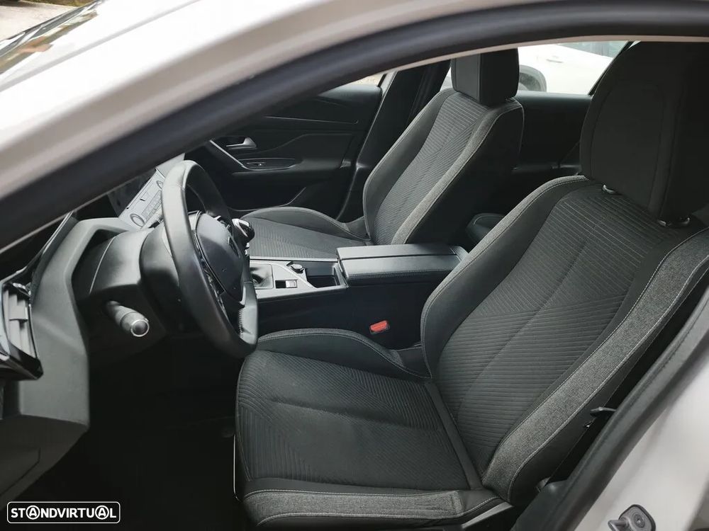 Peugeot 308 - 11
