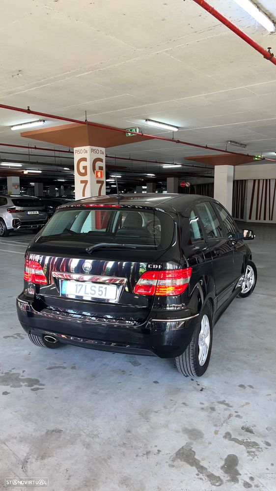 Mercedes-Benz B 180 CDI - 10