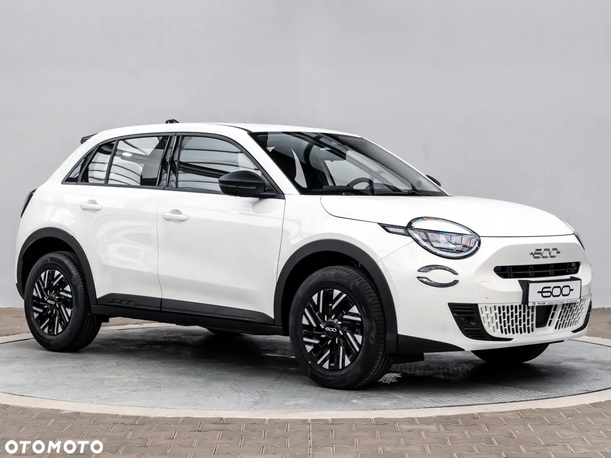Fiat 600 1.2 Turbo Hybrid eDCT - 10