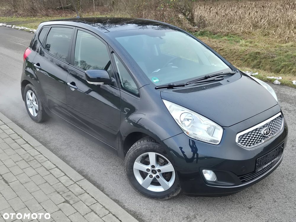 Kia Venga 1.4 CVVT Black Collection - 3