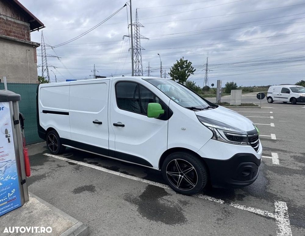 Renault Trafic - 1