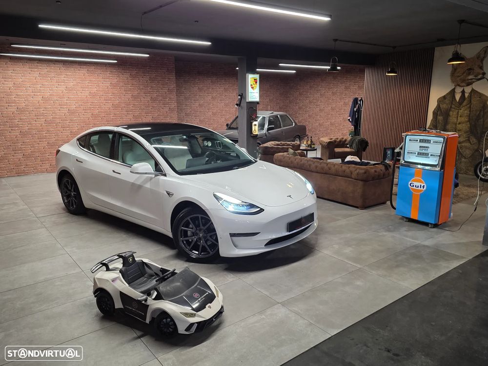 Tesla Model 3 Long Range AWD Dual Motor - 1