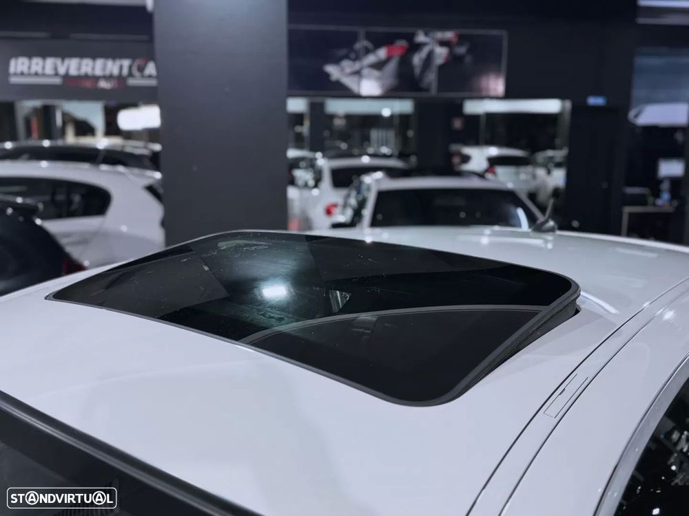 BMW 118 d Pack M - 5