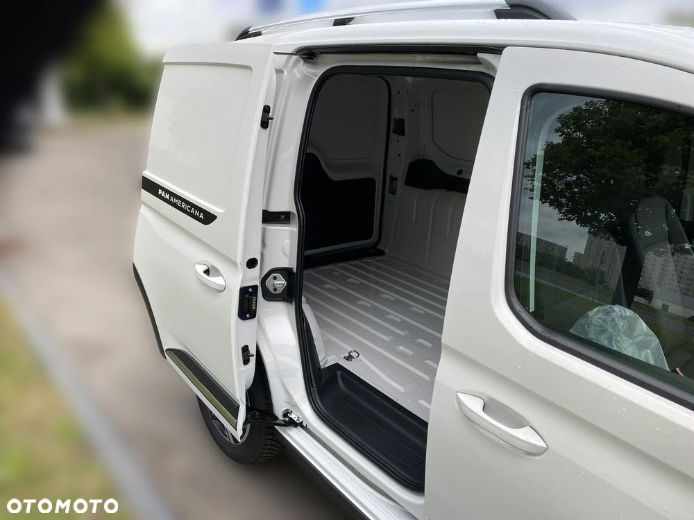 Volkswagen Caddy - 12