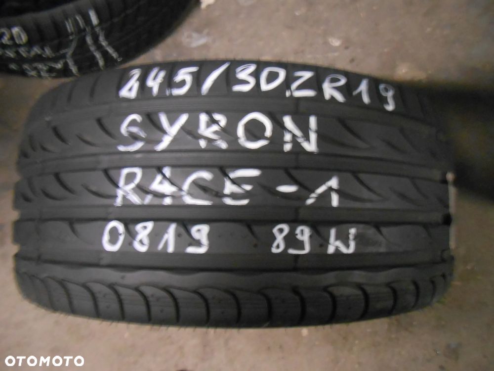 OPONA POJEDYNKA  245/30R19 SYRON RACE-1 DOT 0819 8MM - 1