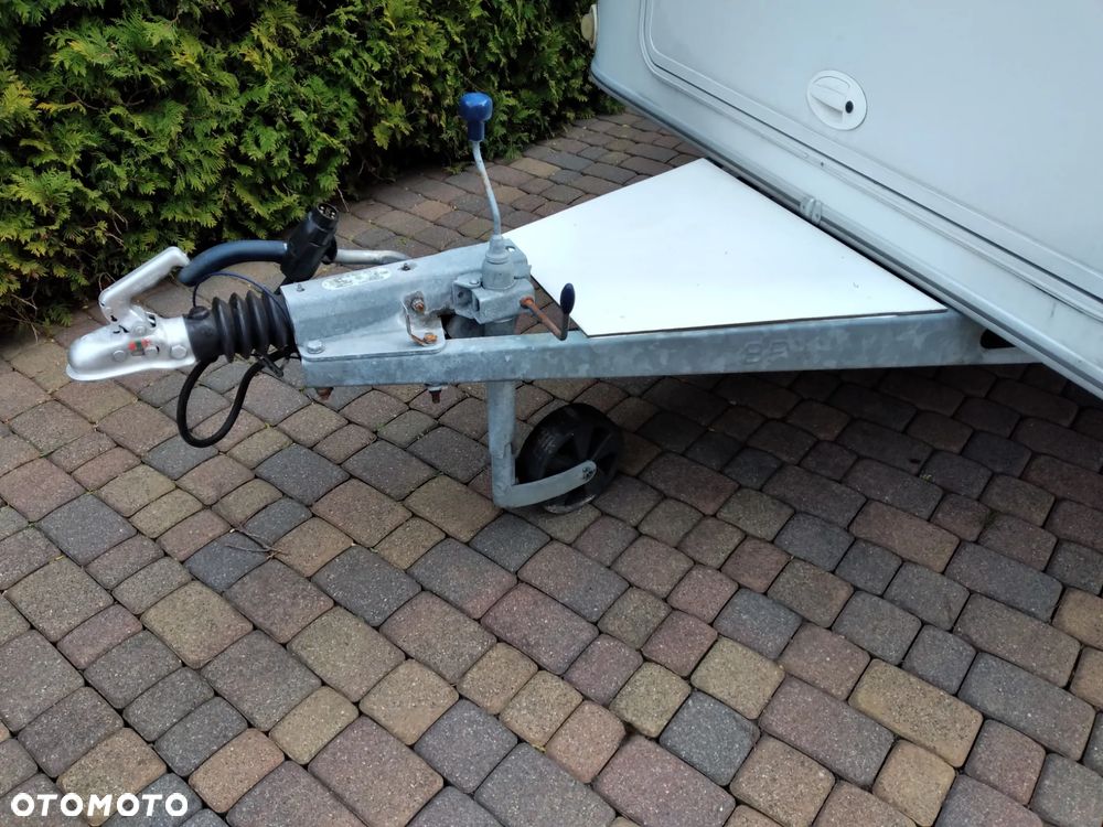 Podwozie rama przyczepa kempingowa 2008r 1000kg DMC kompletna zaczep dyszel rama oś koła bez prawa rejestracji - 1