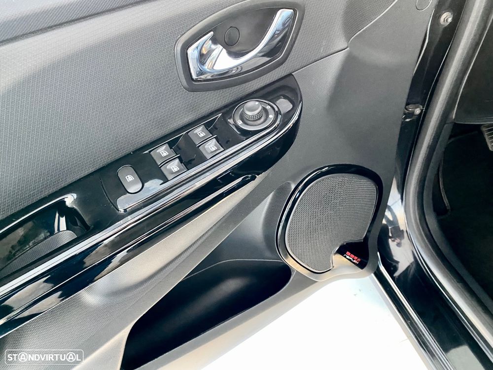 Renault Clio Sport Tourer 1.5 dCi Luxe - 17