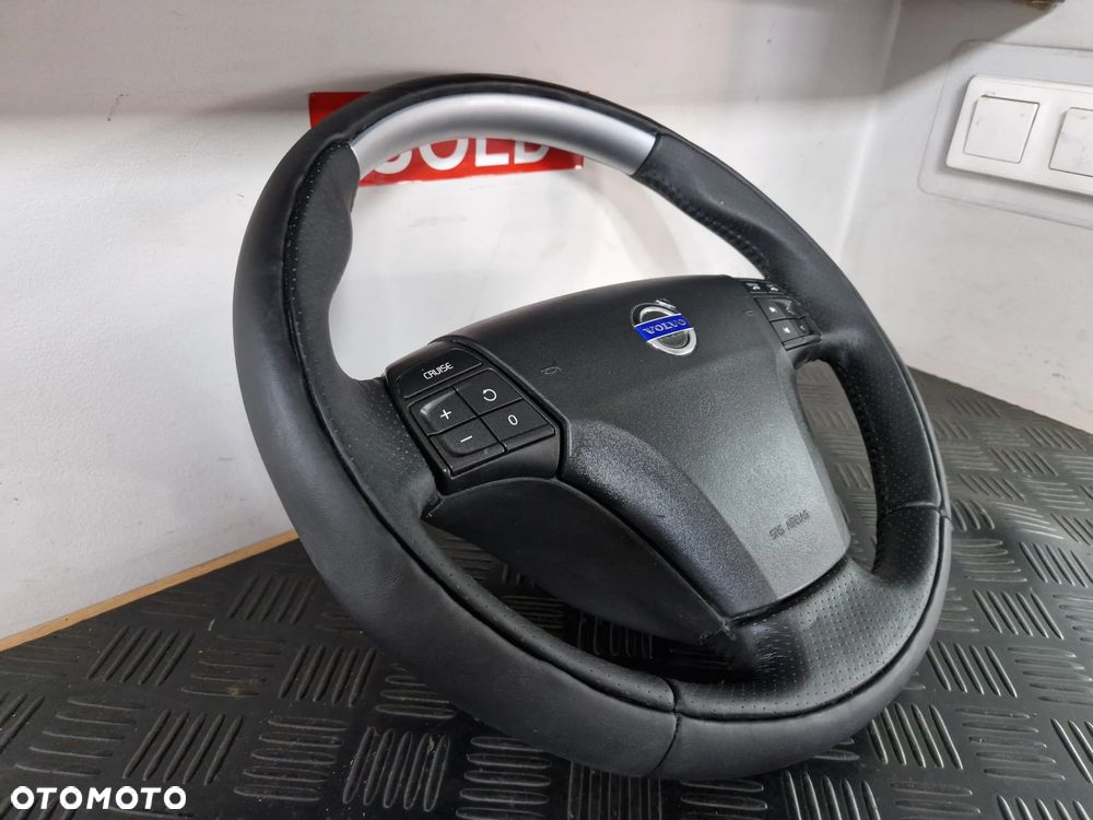 KIEROWNICA SPORT R-DESIGNE VOLVO V50 S40 C30 C70 OBSZYTA!! - 2