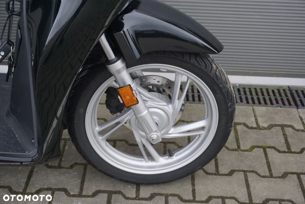 Honda SH - 5