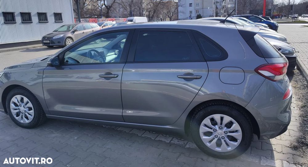 Hyundai i30 1.4 100CP 5DR M/T Comfort+ - 5