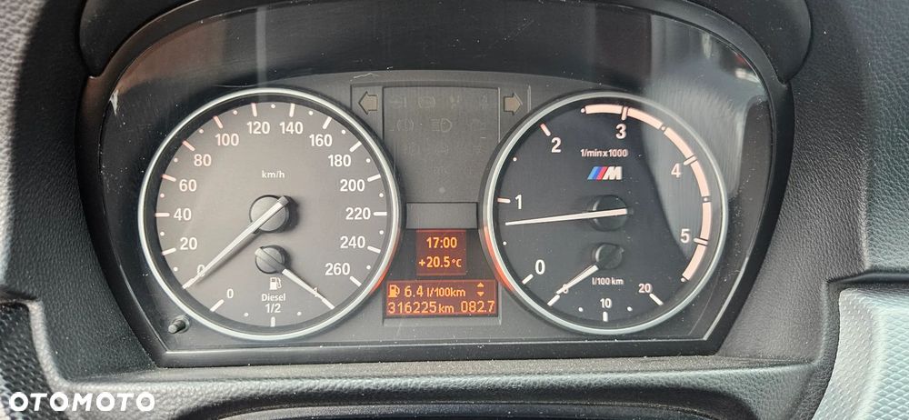 BMW Seria 3 320d - 12