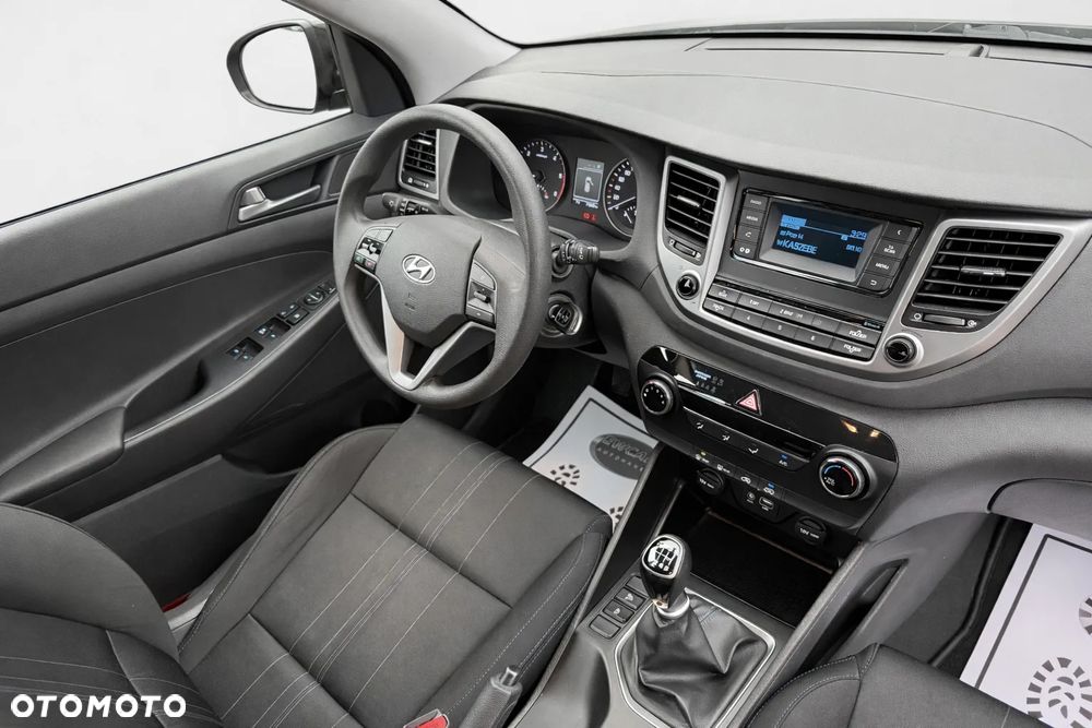 Hyundai Tucson blue 1.7 CRDi 2WD Classic - 16