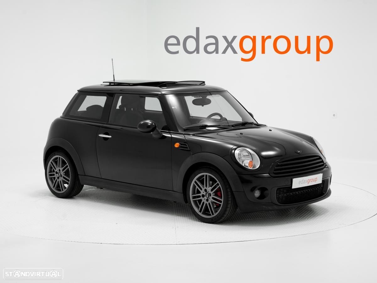 MINI 3 Portas Cooper D - 1