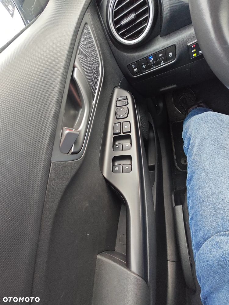 Hyundai Kona Business - 19