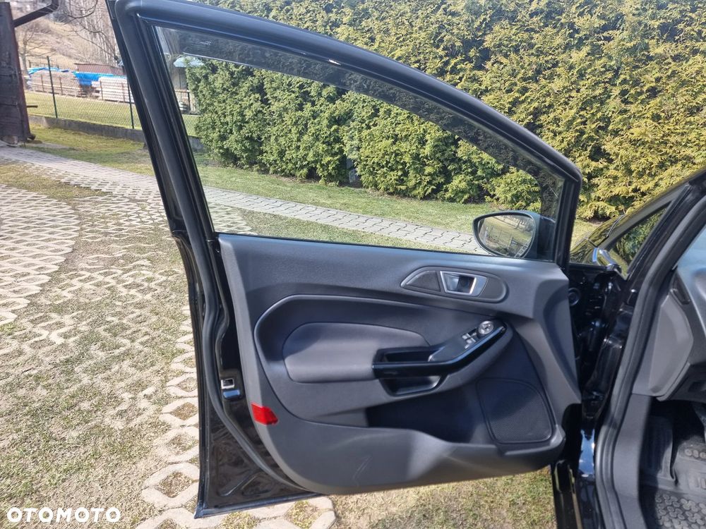 Ford Fiesta - 11