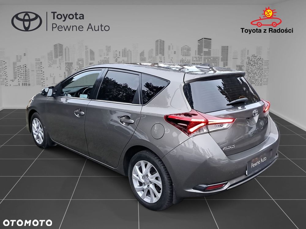 Toyota Auris - 4
