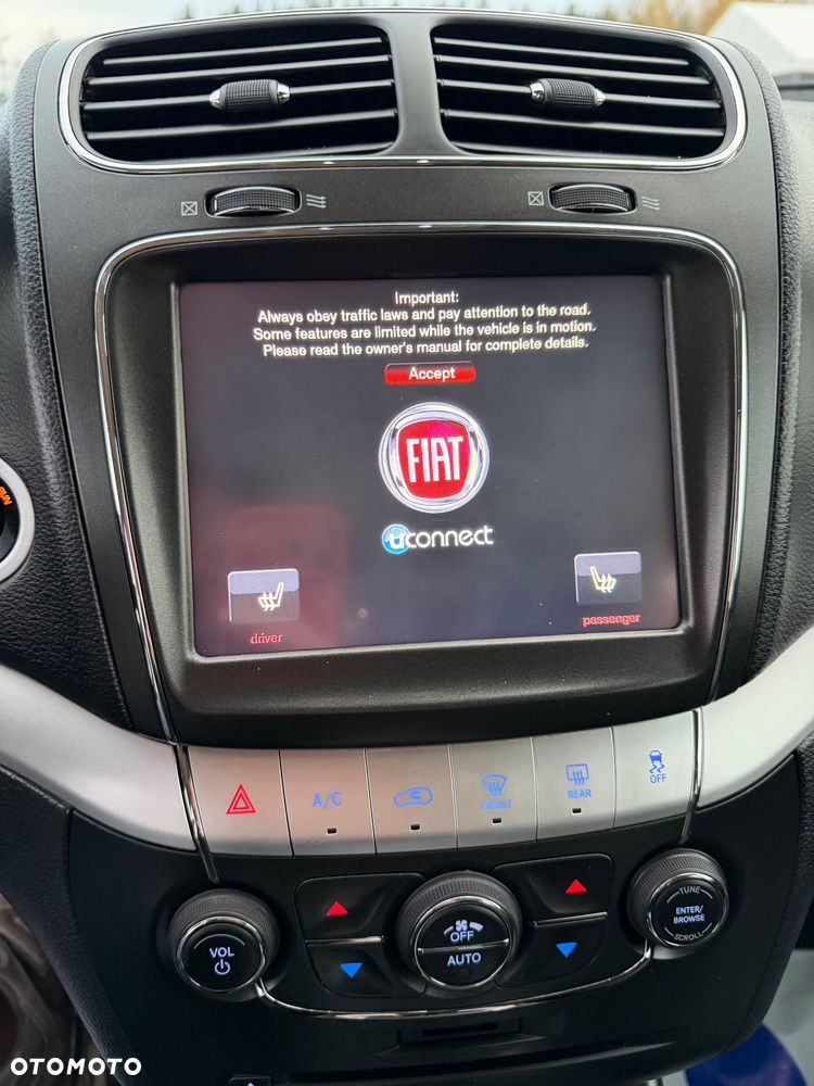 Fiat Freemont 2.0 Multijet 16V DPF Automatik Allrad Black Code - 22