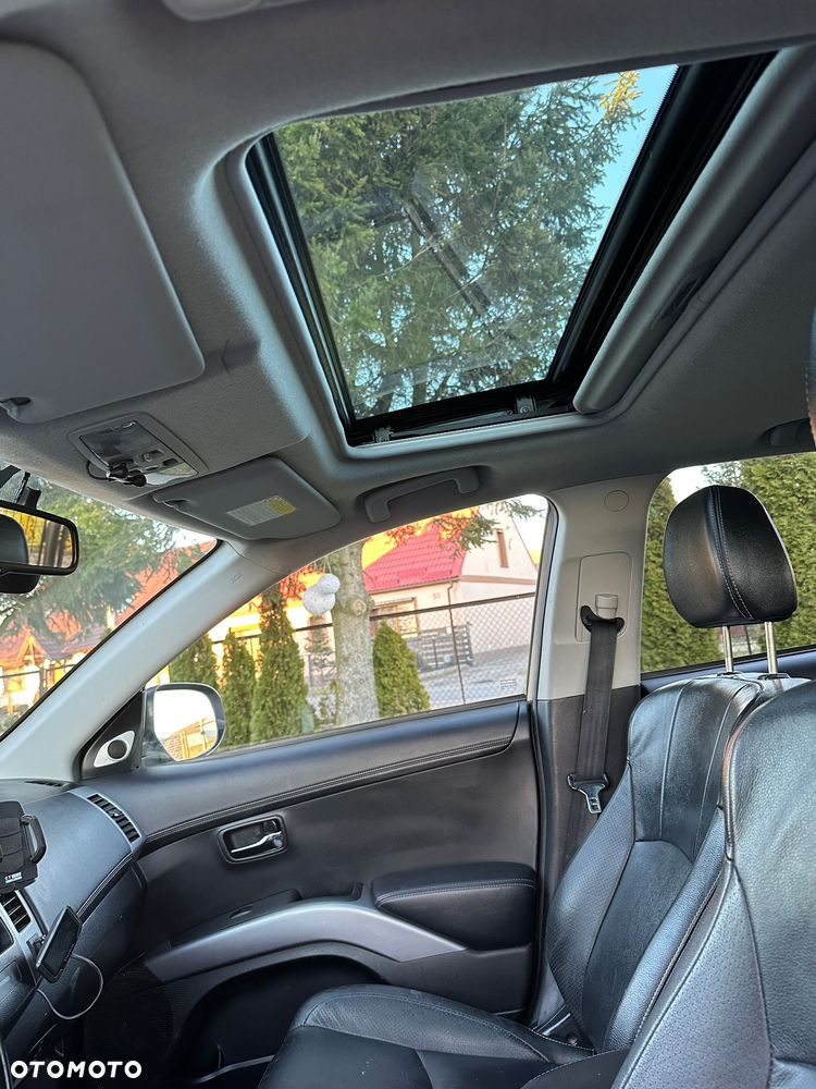 Mitsubishi Outlander - 15