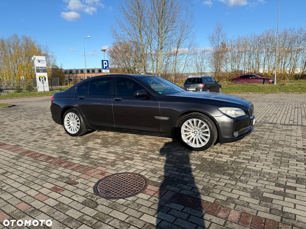 BMW Seria 7 730d - 13
