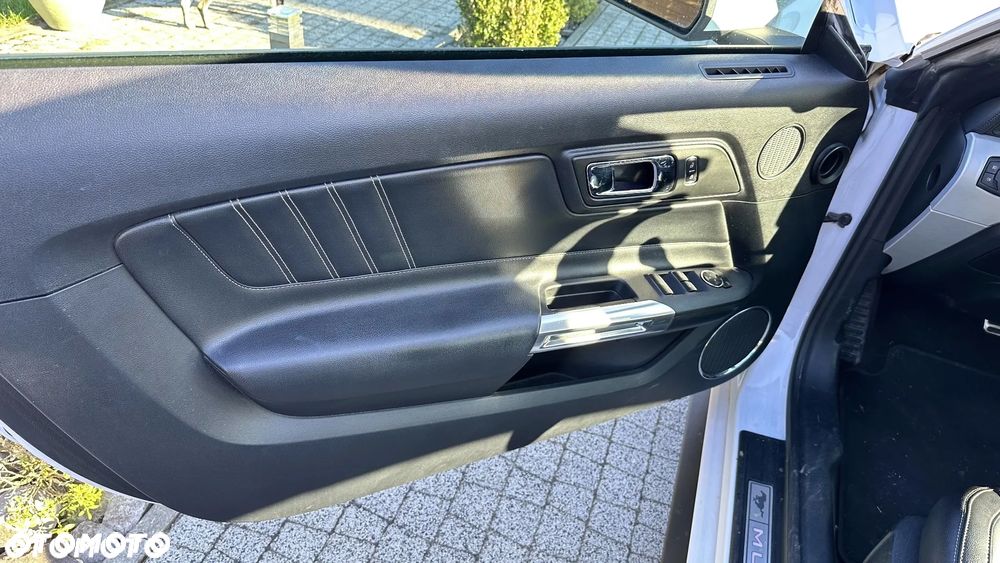 Ford Mustang Cabrio 2.3 Eco Boost - 40