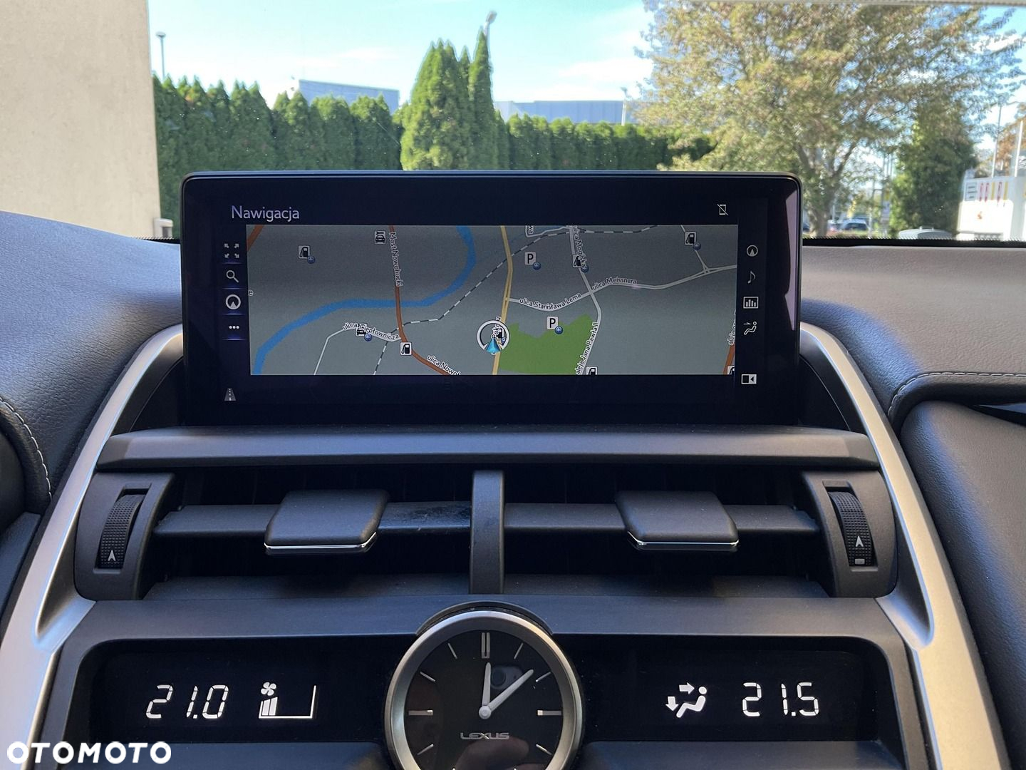 Lexus NX 300h Business Edition AWD - 21