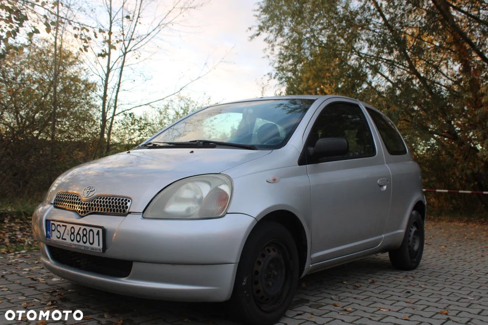 Toyota Yaris - 15