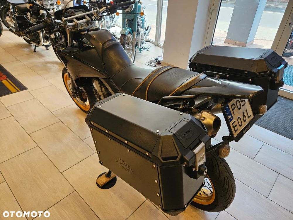 Yamaha XT - 6
