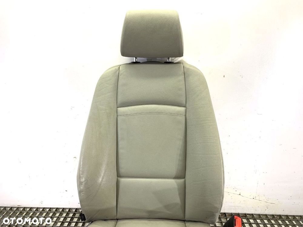 FOTEL PRAWY PRZÓD  BMW 3 coupe (E92) 2005 - 2013 320 i 125 kW [170 KM] benzyna 2007 - 2013 - 2