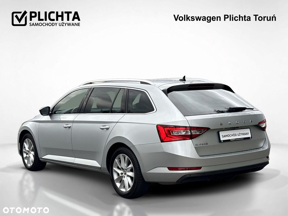 Skoda Superb 1.5 TSI Ambition DSG - 9