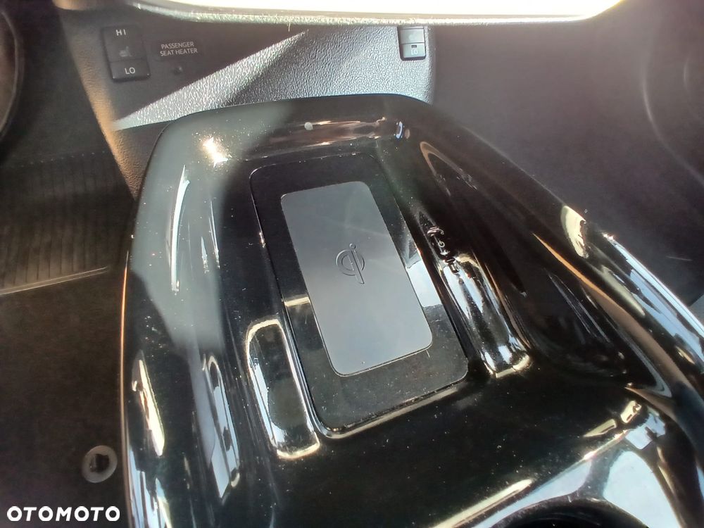 Toyota Prius 1.8 Hybrid Premium - 16