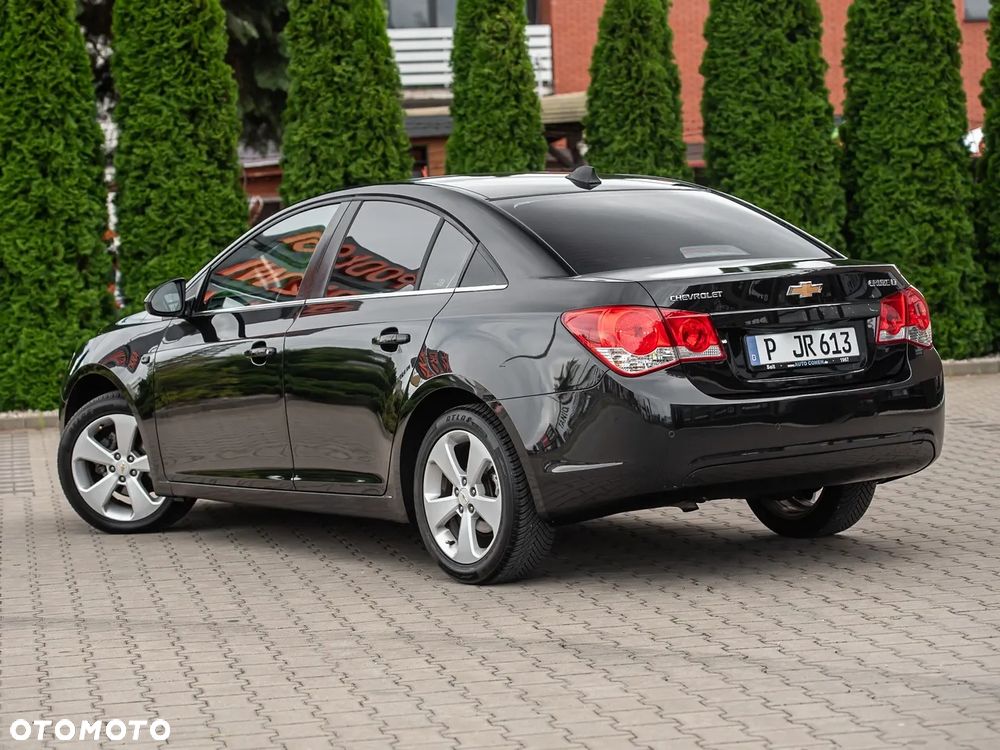 Chevrolet Cruze - 9