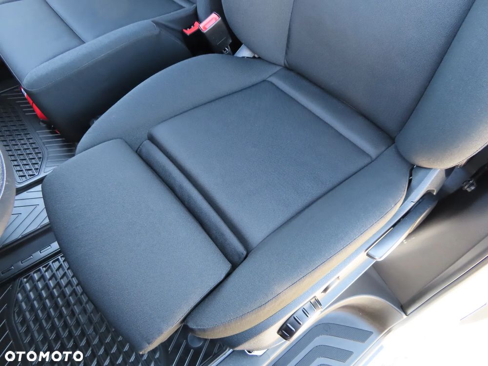 Mercedes-Benz Sprinter 317 CDI 170 KM 9G-Tronic Automat Model 907, L2H2 Furgon Blaszak, Wysoki Dach, 5932 mm Dł, FULL LED, HAK 3500 Kg, Rozstaw Osi 3665 mm, Ładowność 1174 Kg, WZMACNIANY,  Stan Wizualny I Techniczny NOWY Tak Jak Z Taśmy Produkcyjnej Gotowy Dostępny OKAZJA POLECAM - 34