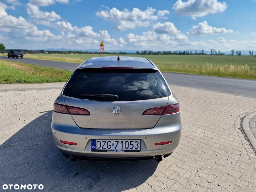 Alfa Romeo 159 2.2 JTS 16V Distinctive - 10