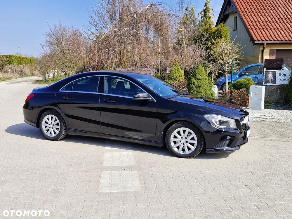Mercedes-Benz CLA 180 Urban - 5