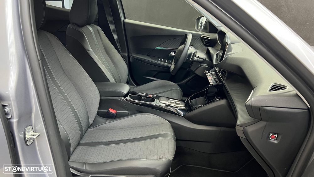 Peugeot 2008 1.2 PureTech Allure Pack EAT8 - 15