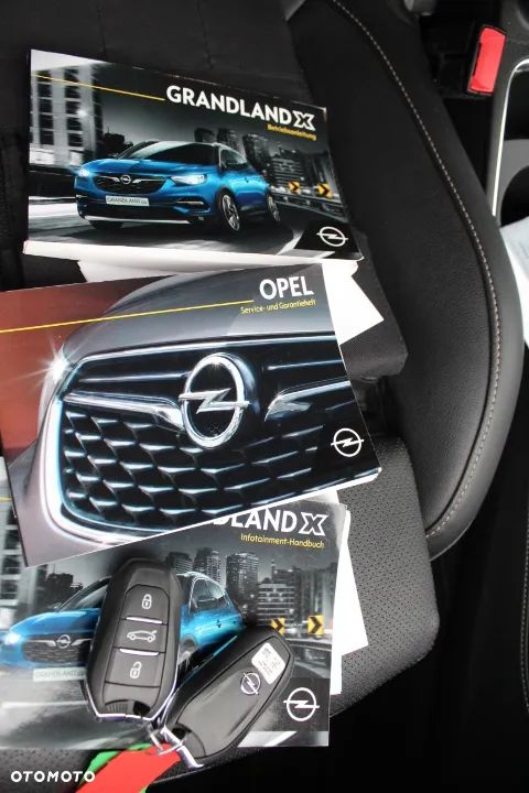Opel Grandland X Plug-in-Hybrid 1.6 DI Start/Stop Ultimate - 34