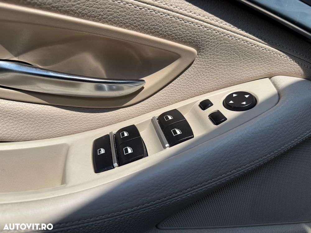 BMW Seria 5 530d xDrive Aut. - 15
