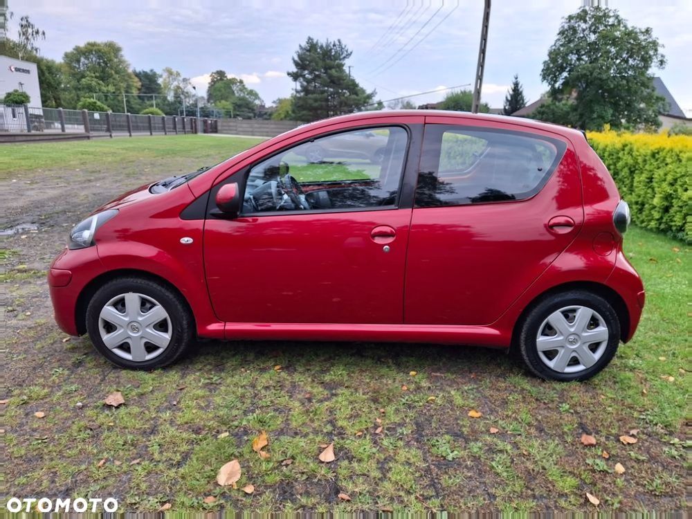 Toyota Aygo Standard - 11