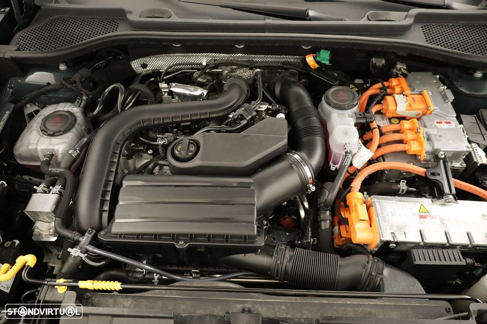 Cupra Formentor 1.5 e-Hybrid DSG - 23
