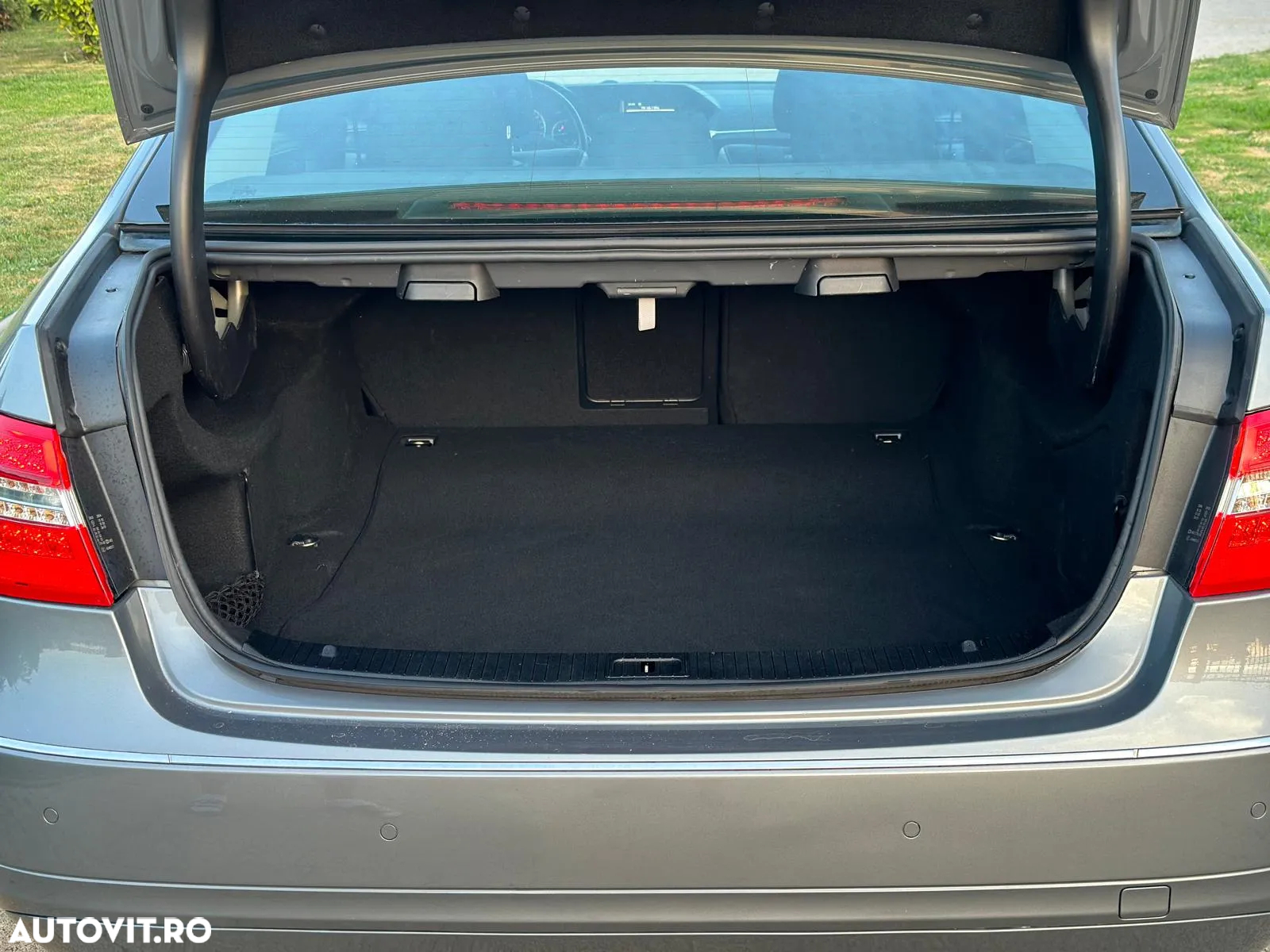 Mercedes-Benz E 250 CDI DPF BlueEFFICIENCY Automatik Avantgarde - 23