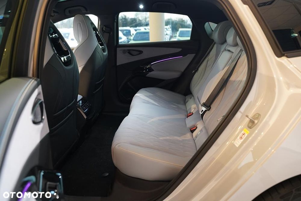BYD Seal 82.5kWh Excellence AWD - 12